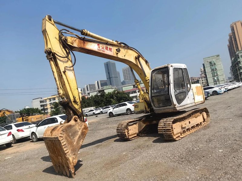 解锁未来建设新可能：挖掘机械设备出租趋势